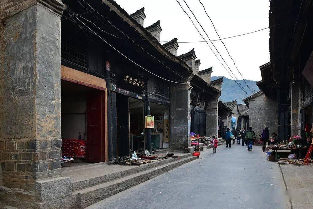 交的男朋友比自己矮,心里会很介意吗?-红迪网平台,分享精彩瞬间